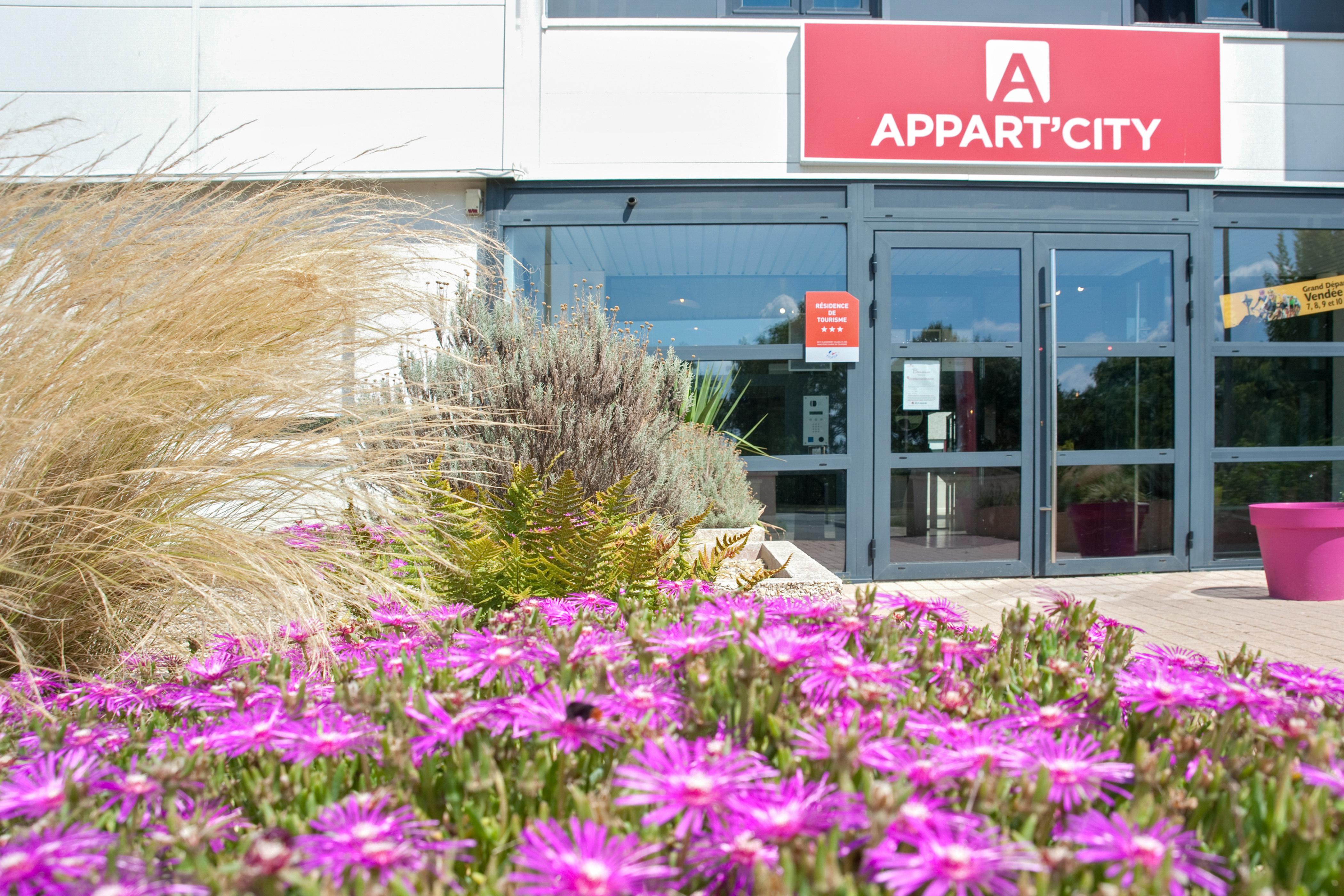 Appart'City Classic La Roche Sur Yon Centre Exteriör bild